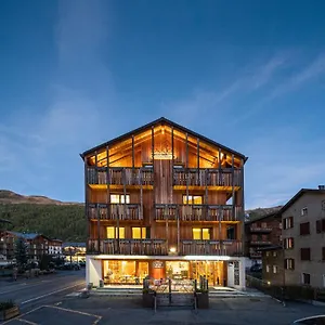 Larice 4*, Livigno Itálie