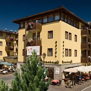 Touring 4*, Livigno Itálie