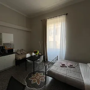 https://le-stanze-della-lanterna-genoa.hotelitalianriviera.com